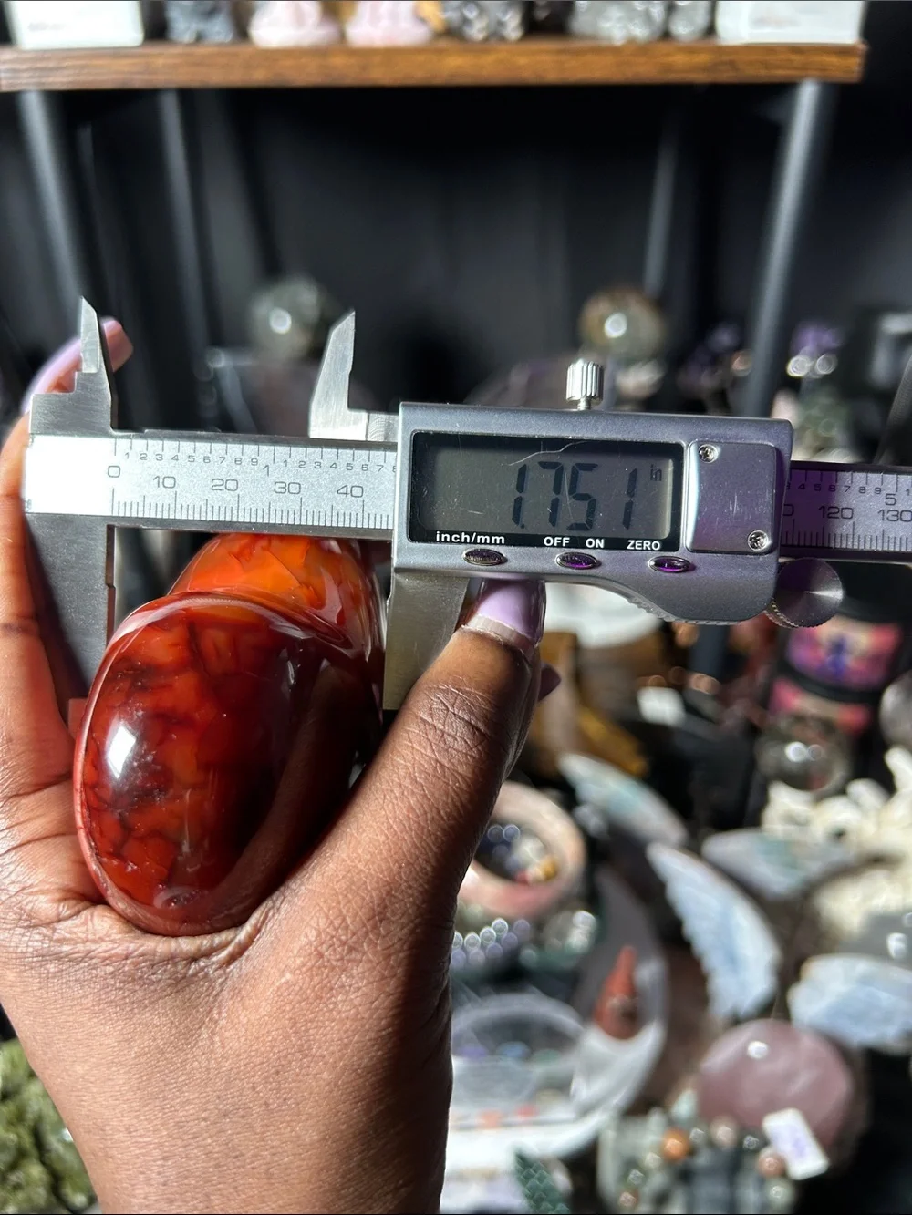Polished Carnelian Agate Heart Gemstone Sculpture on Metal Stand - PRICE FIRM - Picture 7 of 7